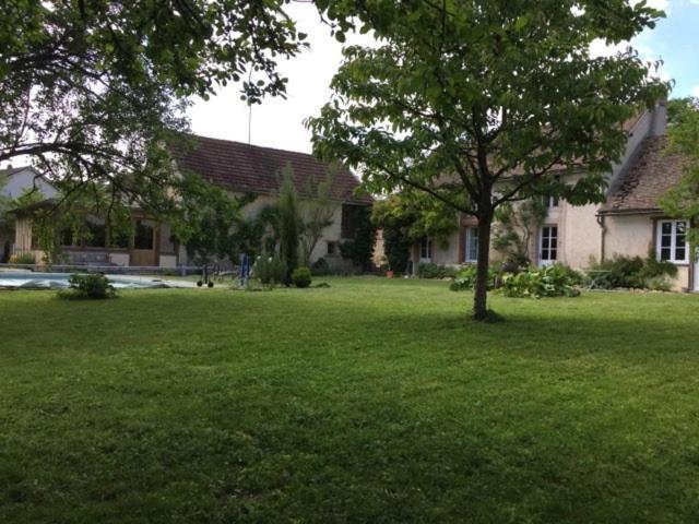 Bed and Breakfast Le Clos De La Livre Fontaine-sur-Ay Exterior foto